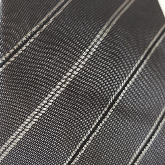 Dior Mens Tie Beautiful Grey With Grey And Black - Picture 2 of 7